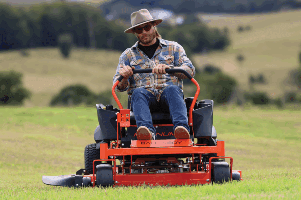 BAD BOY MZ MAGNUM 48 ZERO TURN MOWER - Image 4