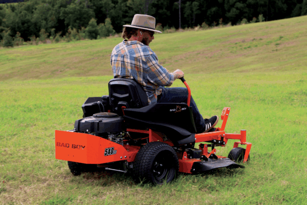 BAD BOY  MZ RAMBLER 42 ZERO TURN MOWER - Image 2