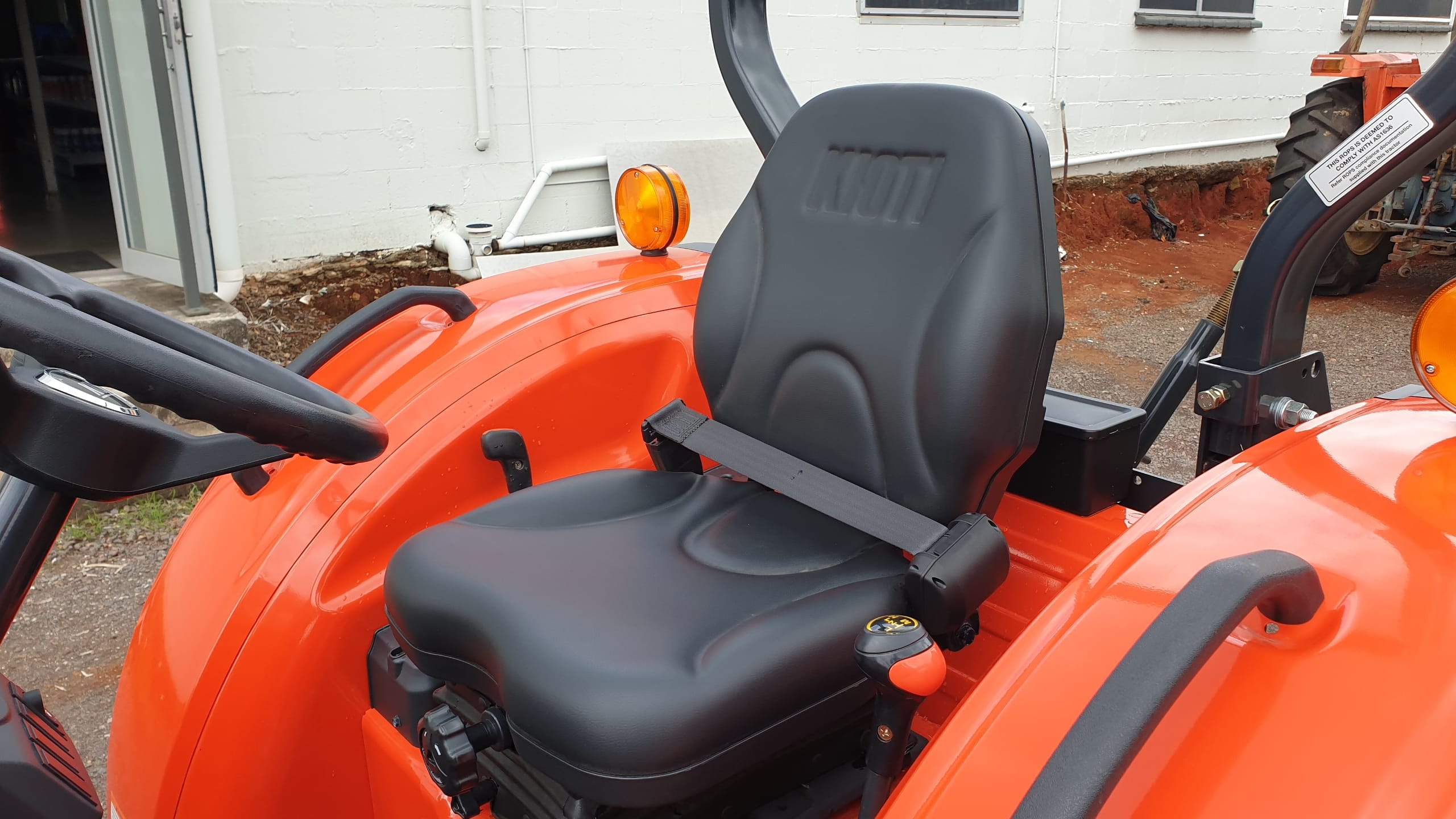 Kioti DK5810 and DK4810 platform seat