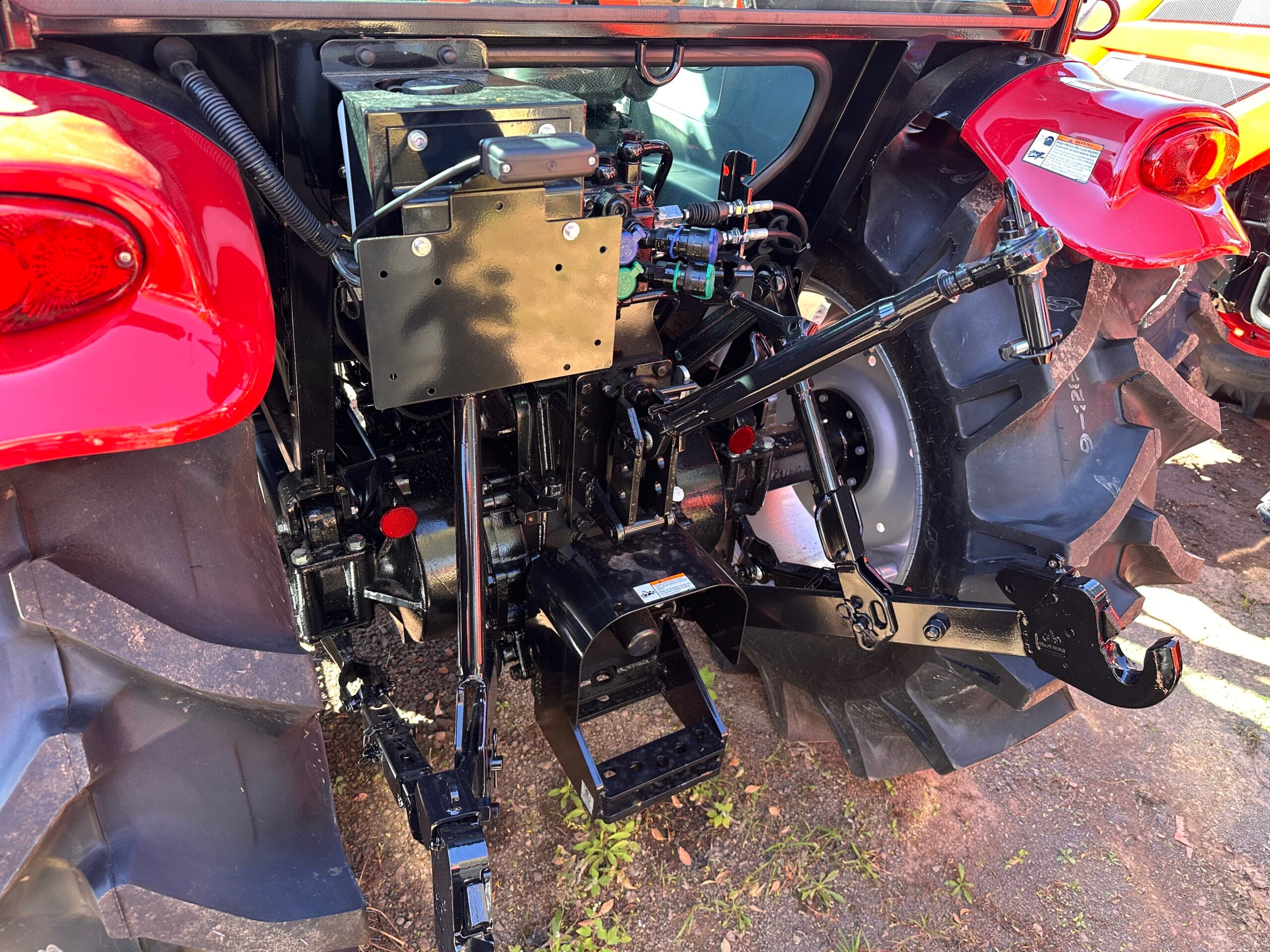 Case IH Farmall 60B Rear linkage image in tractorshop yard